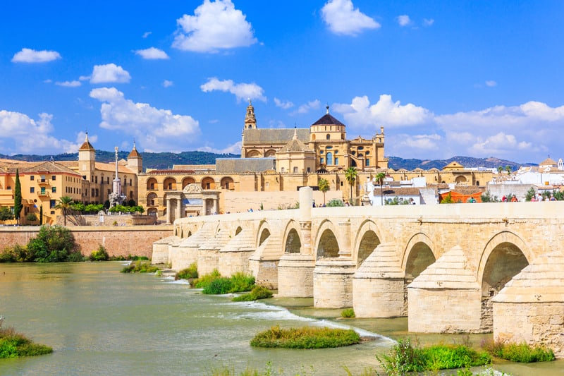 Things to do in Cordoba, view over river and cordoba cathedral