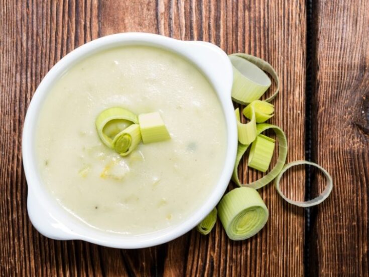 chilled leek soup with leek topping