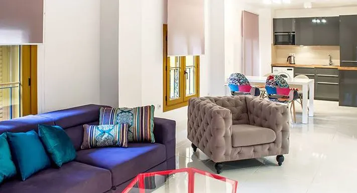 Apartments Santa Cruz Apartments, best family hotel in malaga