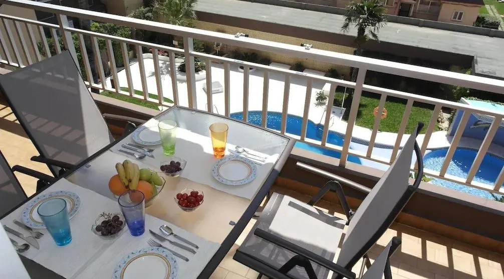 Beach Apartment, Beautiful Gardens & Swimming Pool, Best Airbnbs in Malaga