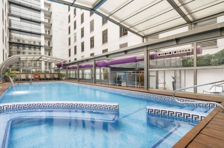 Hotel ILUNION Málaga, Best Hotels in Malaga with pool