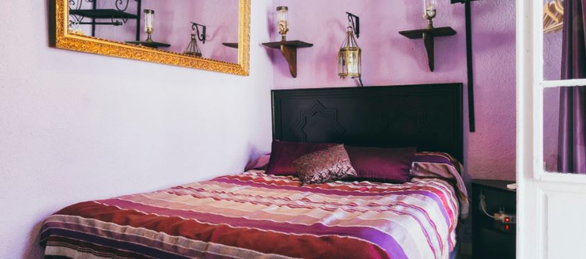 18 Best Cheap Hotels in Malaga, El Riad Andaluz