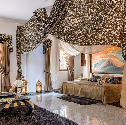 18 Best Cheap Hotels in Malaga, Hotel Plaza del Castillo