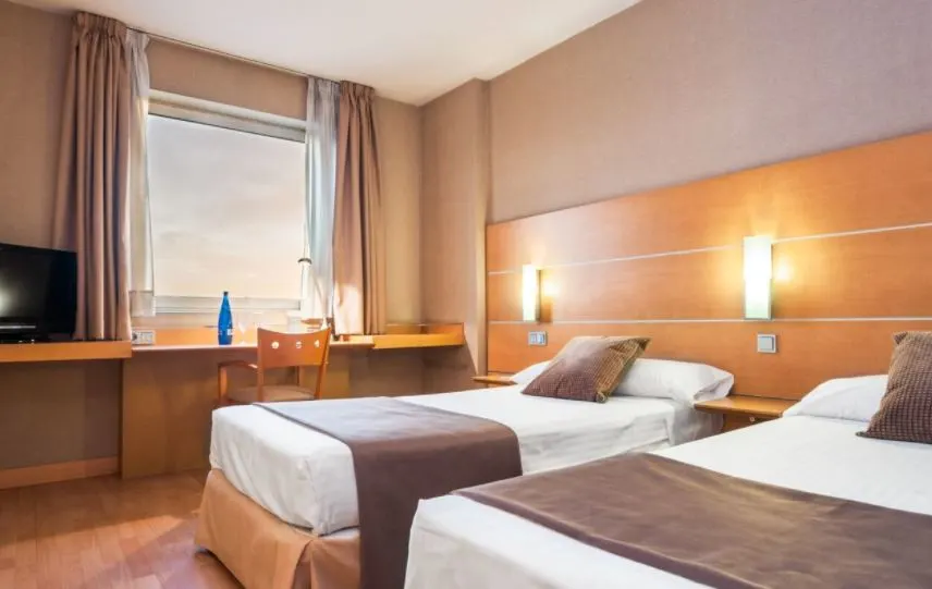 18 Best Cheap Hotels in Malaga, Hotel Posadas de España Málaga