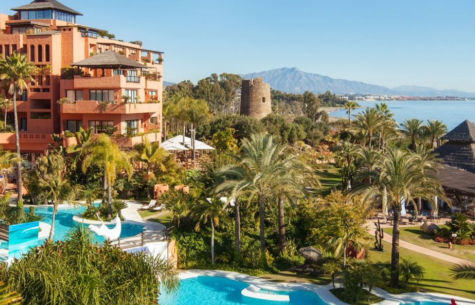 17 Best Resorts in Malaga, Kempinski Hotel Bahia Estepona