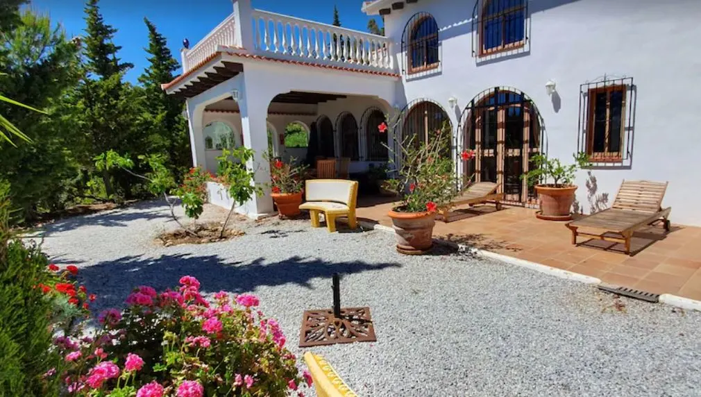 Independent Finca in the Foothills of Andalusia, best holiday villas in malaga
