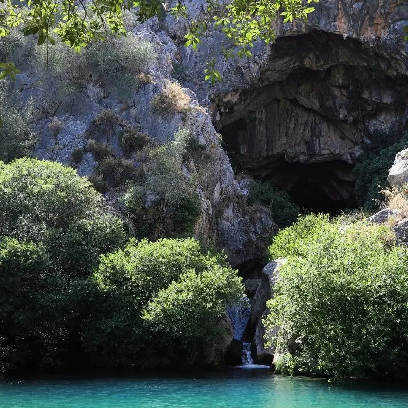 Monumento Natural de la Cueva del Gato, 17 Best Hiking Trails near Malaga
