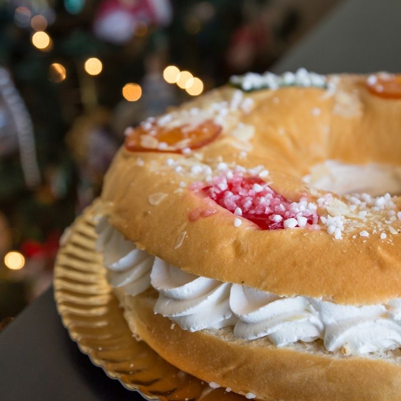Roscón de Reyes, 13 Beautiful Spanish Christmas Traditions from Andalucia