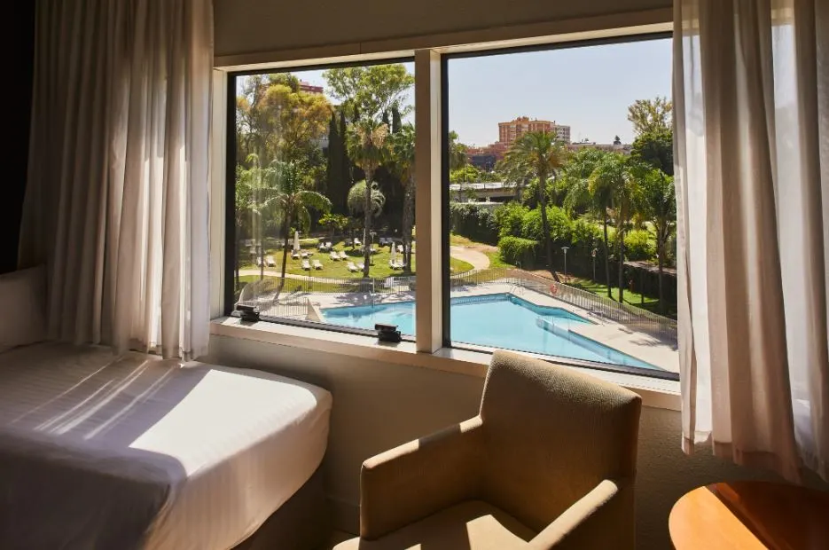 18 Best Cheap Hotels in Seville in 2022
