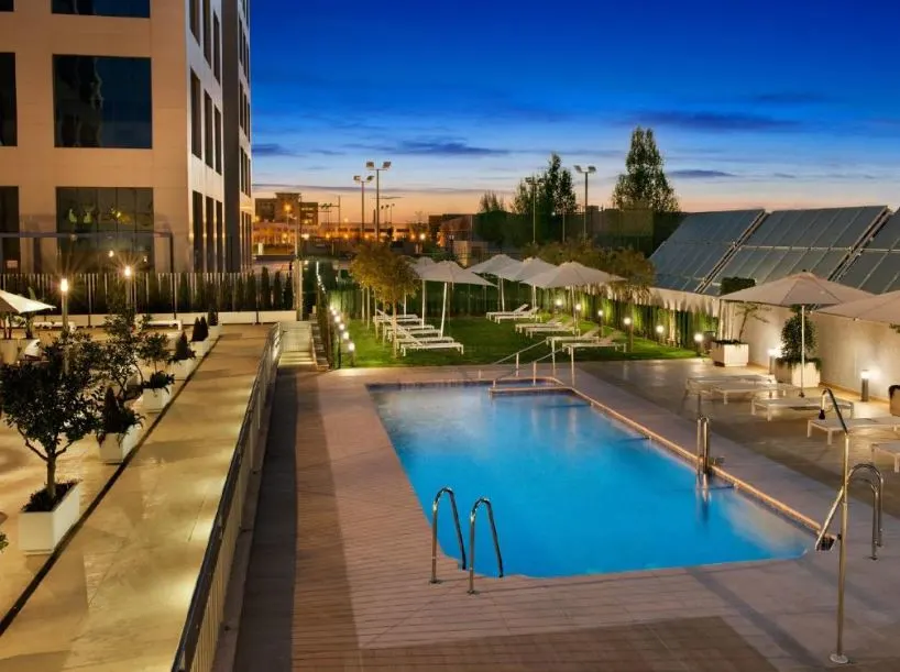 Hilton Garden Inn Sevilla, 18 Best Cheap Hotels in Seville in 2022