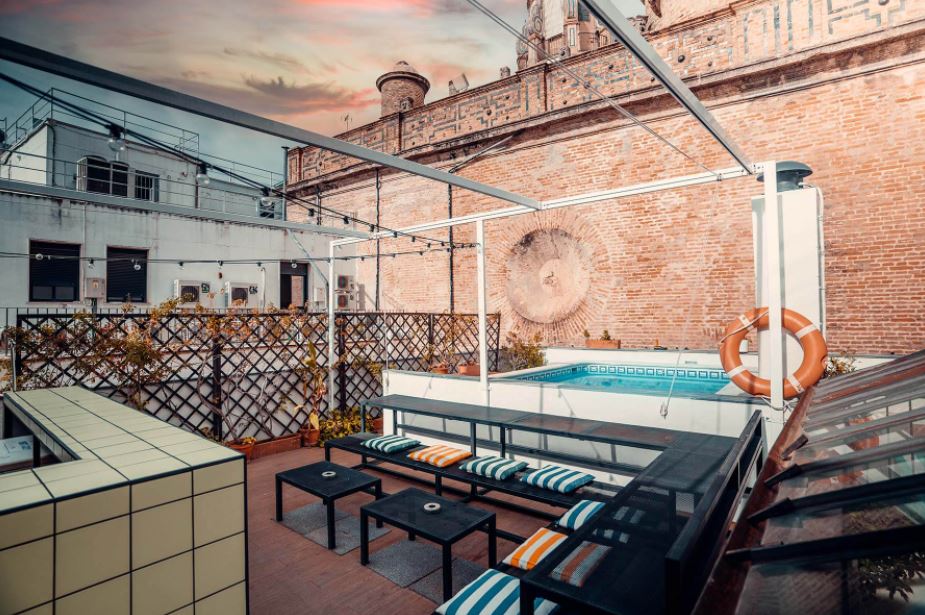 Oasis Backpackers' Palace Seville, 18 Best Cheap Hotels in Seville in 2022