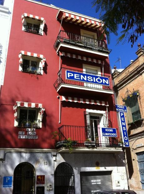 Pension Perez Montilla, 18 Best Cheap Hotels in Seville in 2022