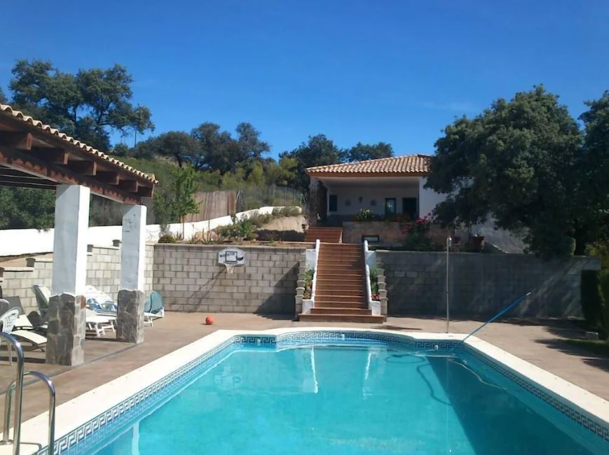 Villa in Las Pajanosas, 20 Best Holiday Villas in Seville for Every Budget