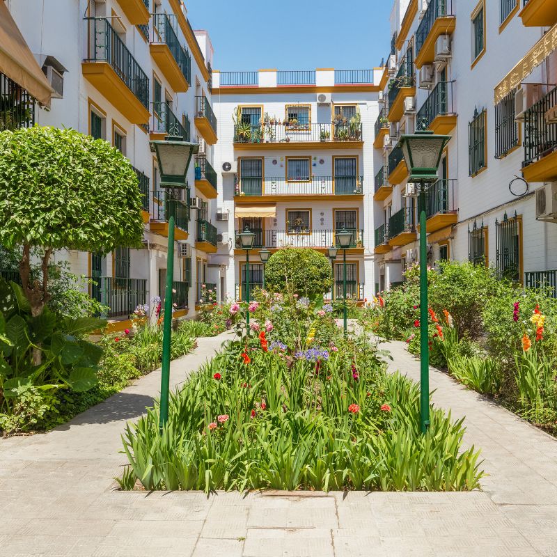 Barrio Santa Cruz, Seville Architecture - 20 Best Buildings you Should Visit