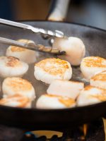 Spanish Scallops with Garlic Recipe - Visit Southern Spain