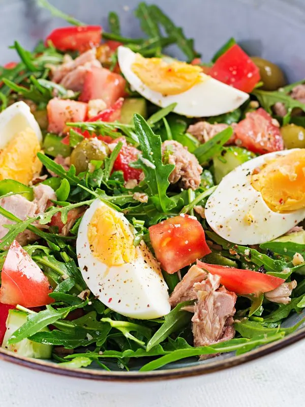 closeup with spanish tuna salad