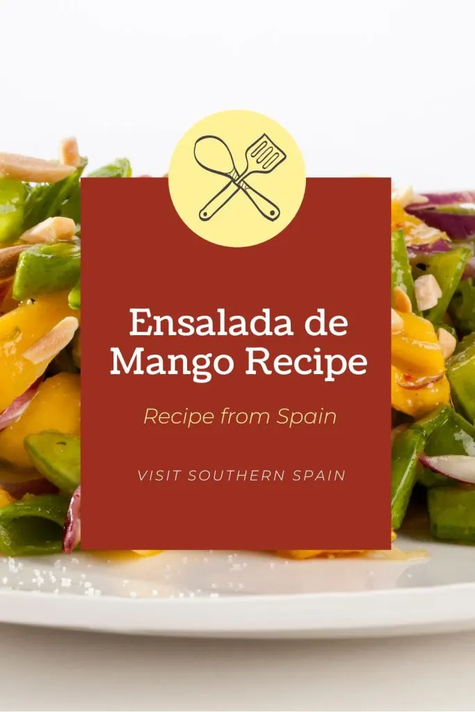 closeup with ensalada de mango in a bowl. In the middle it's written Ensalada de mango recipe.