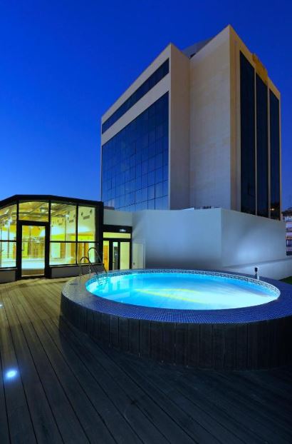 outdoor pool at Hotel Tent Granada, best 4 star hotels in granada