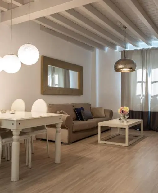 a livingroom at Palacio Cabrera - Lillo. 20 Best Cheap Hotels in Granada for 2023