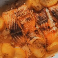 spanish salmon recipe in the oven with onions and potatoes