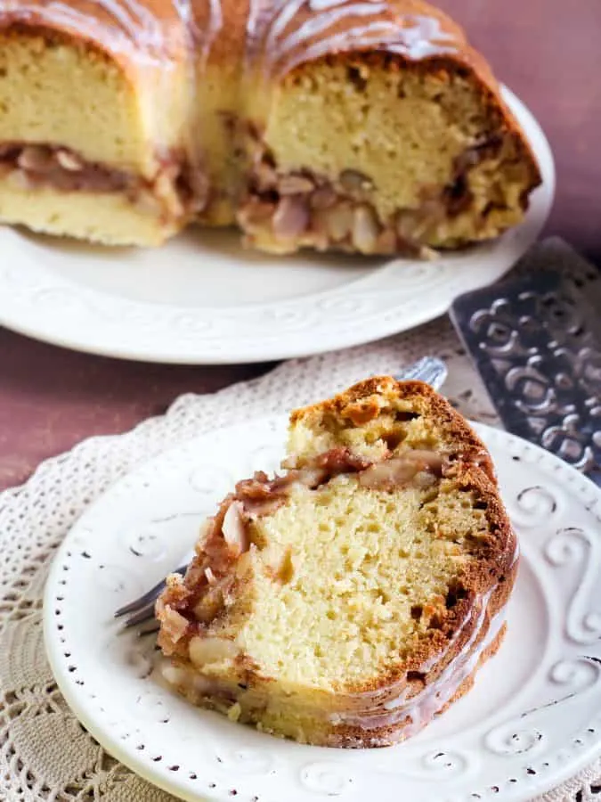 churros cake filled with nuts