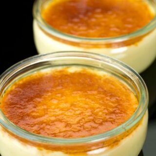 orange crema catalana in 2 glass cups