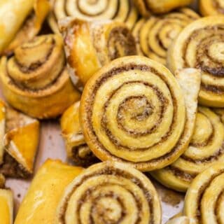 Dulce De Leche Puff Pastry Rolls